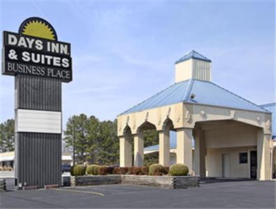 Days Inn - Manchester Bagian luar foto